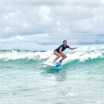 Alistate-Clases de surf en Sri Lanka