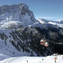 Alistate-Pase diario de esquí Val Gardena