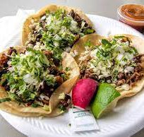 Alistate-Tacos callejeros