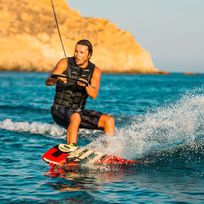 Alistate-Wakeboarding experience para 2