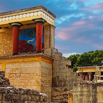 Alistate-Entrada Palacio de Knossos