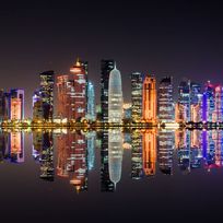 Alistate-Vista Panoramica de Doha desde un barco