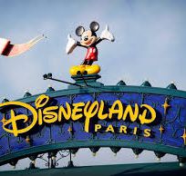 Alistate-Disneyland Paris: Transporte y Tickets para dos personas