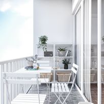 Alistate-Mesa y sillas balcón