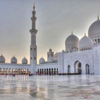 Alistate-Mezquita Abu Dhabi