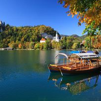 Alistate-Paseo en barco Lago Bled