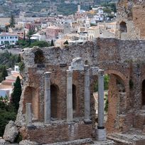 Alistate-Entrada a las Ruinas de Taormina