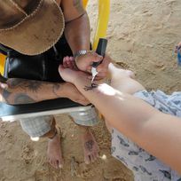Alistate-Tatto de gena en la playa
